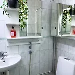 Cozy 1br In The Heart Of Centre クオピオ